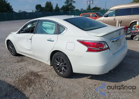 2015 Nissan Altima 2.5 S from USA, damaged, VIN 1N4AL3AP8FC470850